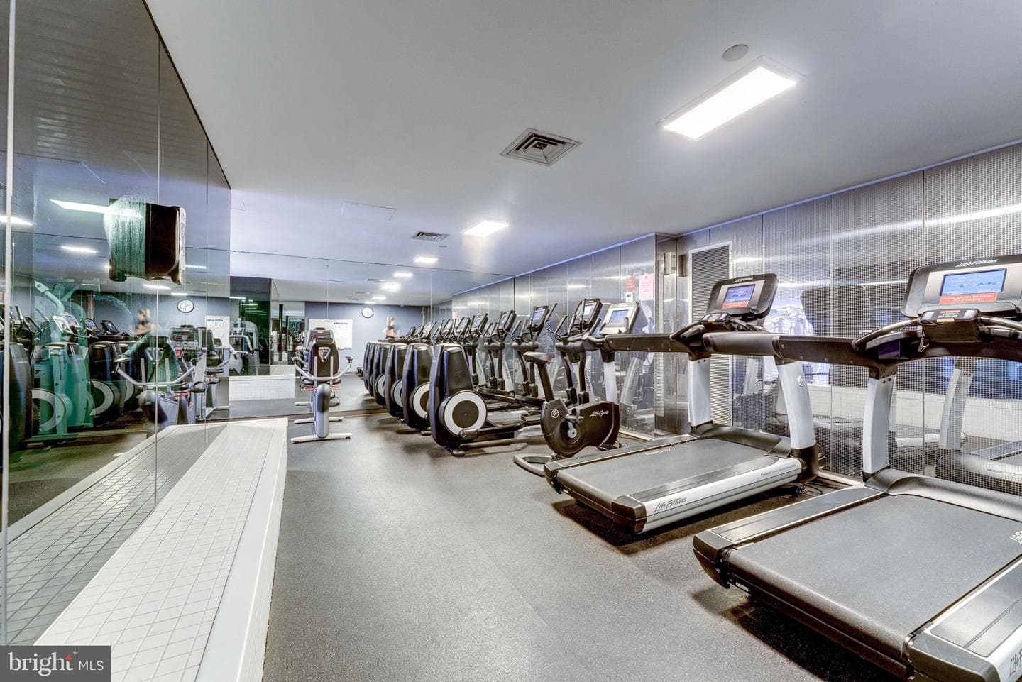 1530 Key Boulevard N #1007 photo 27
