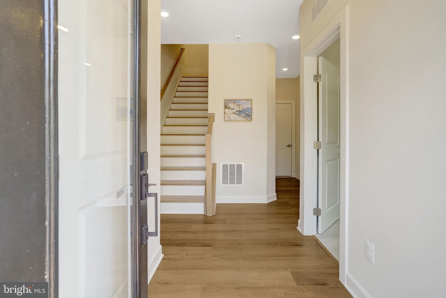820 S Greenbrier Street, Arlington