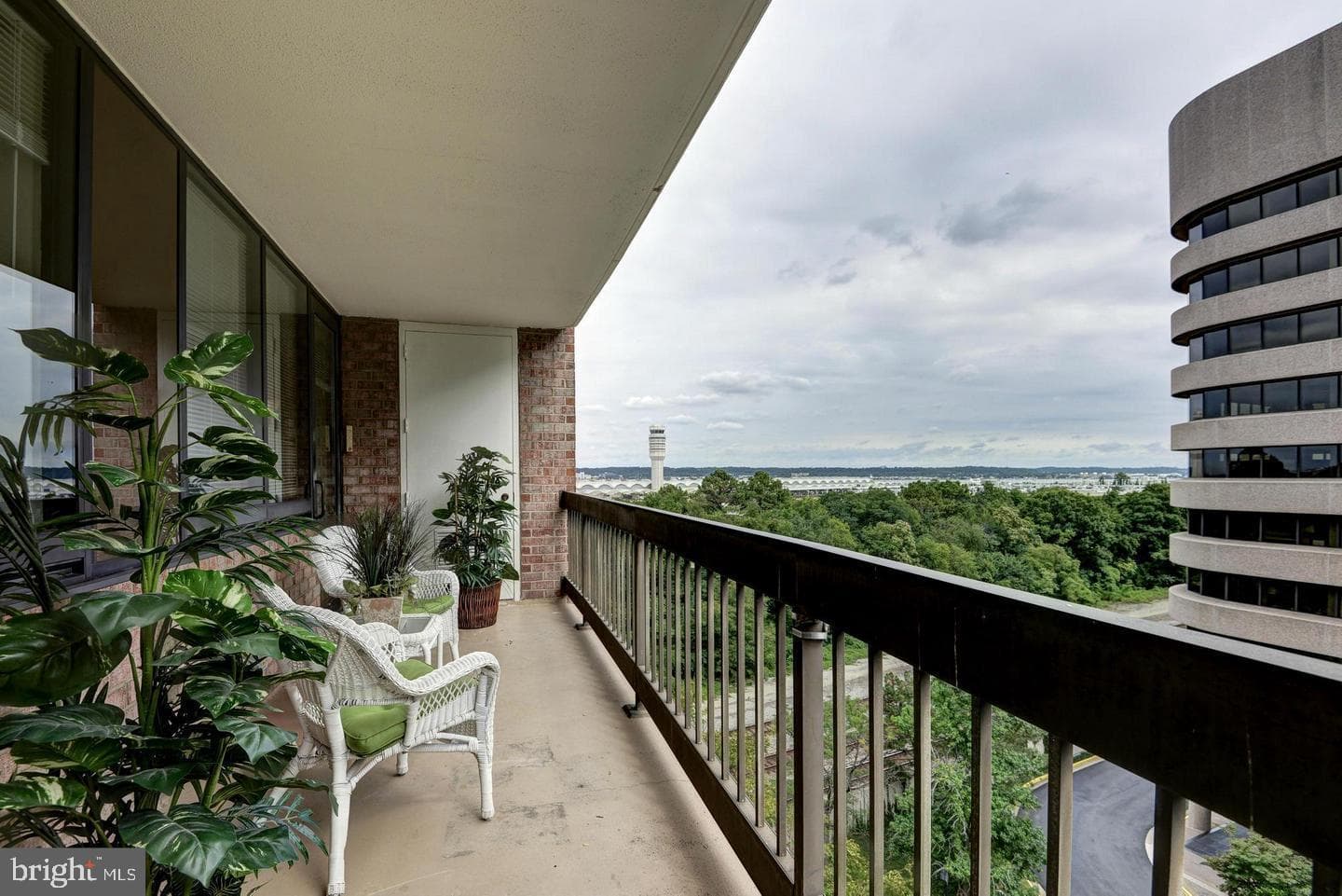 1805 Crystal Drive #713s photo 3