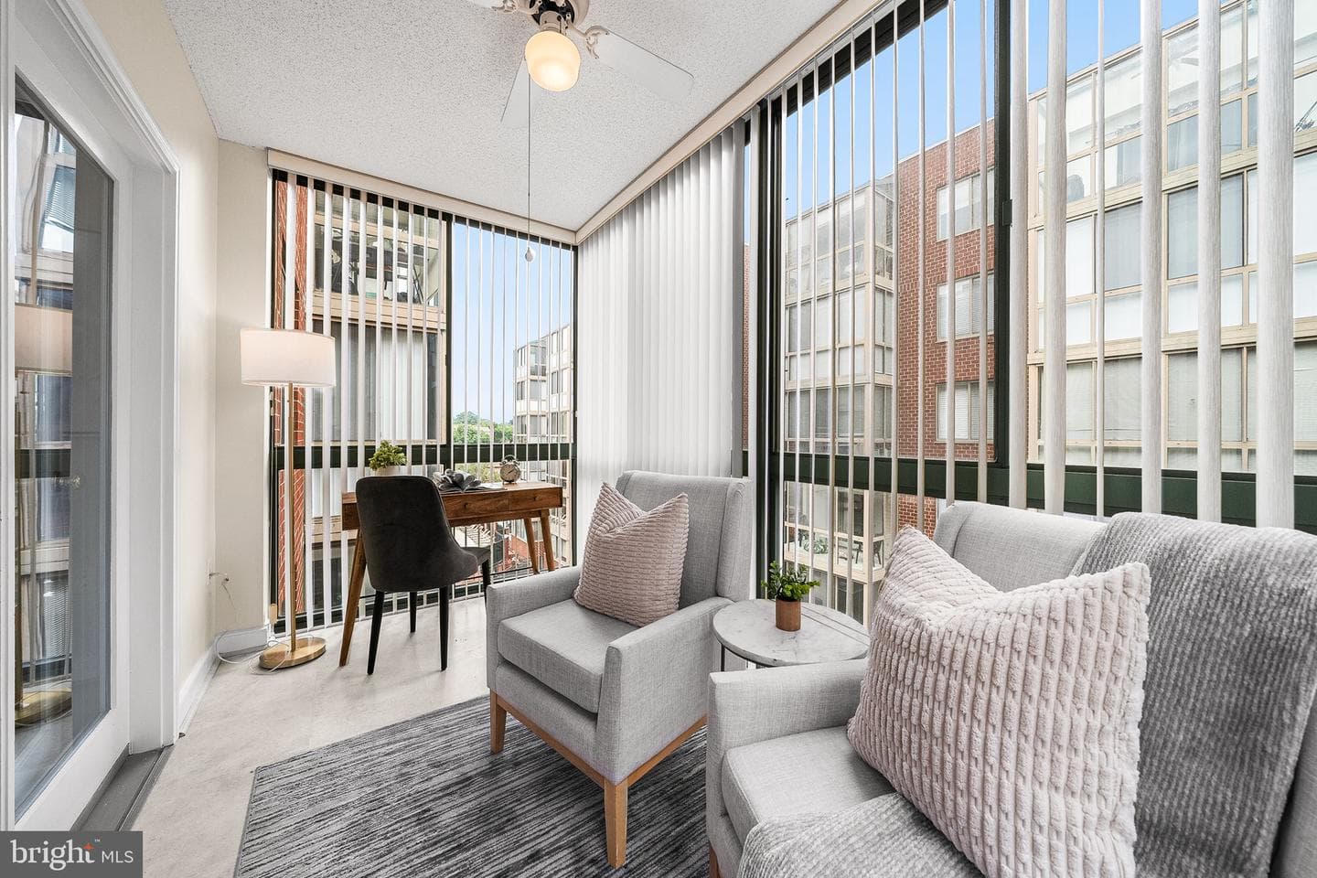 1045 N Utah Street #2-501 photo 8