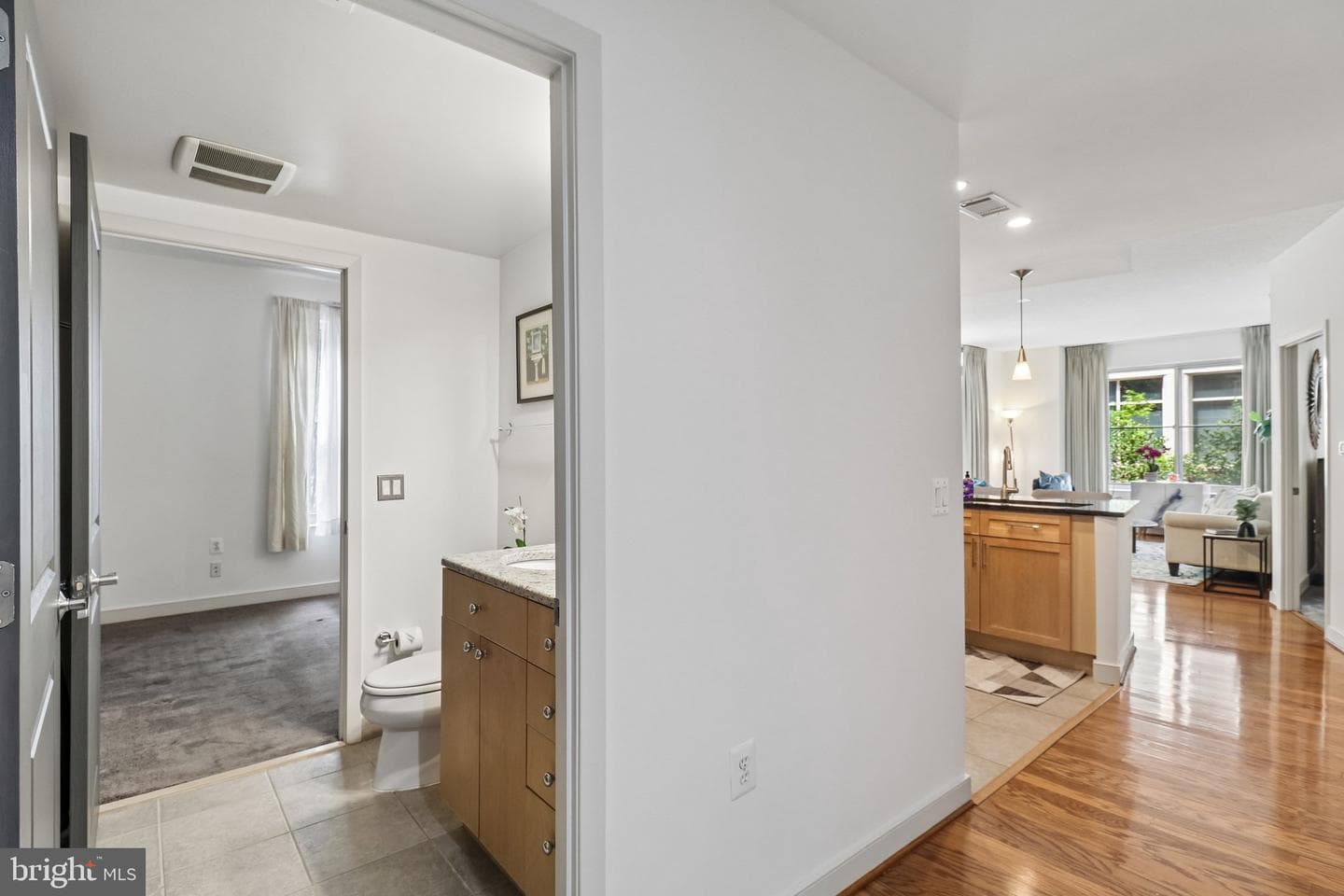820 N Pollard Street #214 photo 17