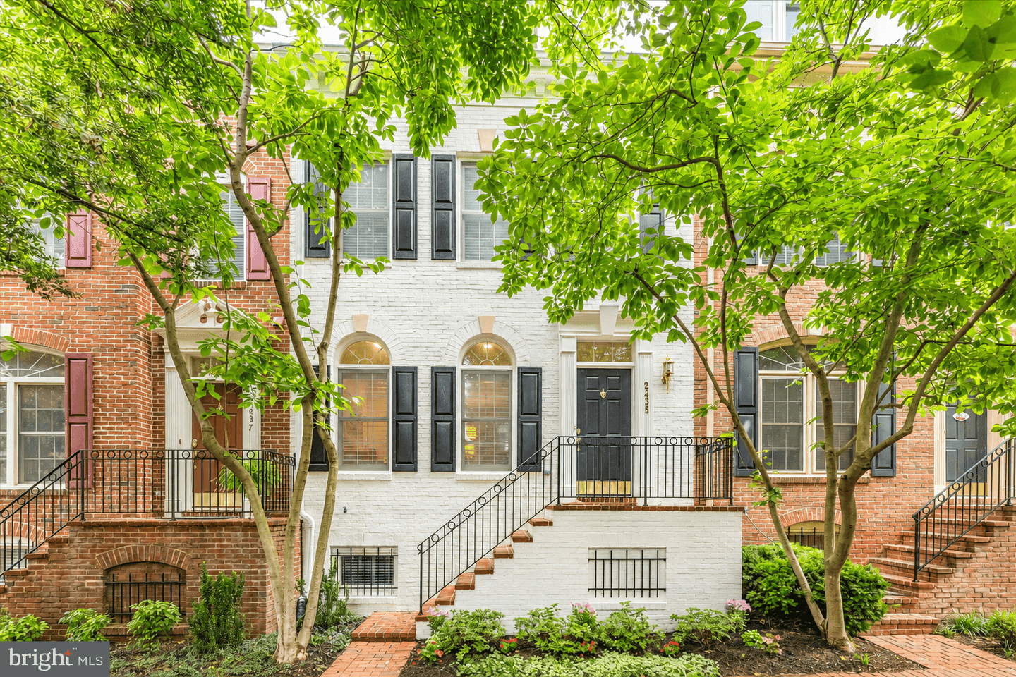2435 13th Court N, Arlington