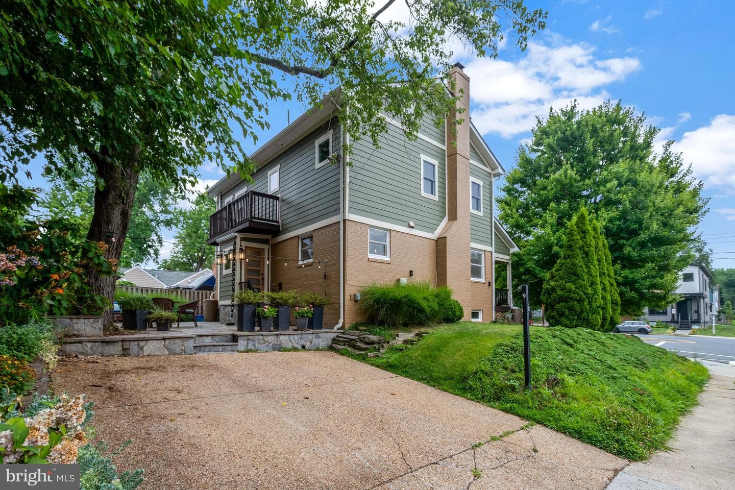 2000 N George Mason Drive, Arlington
