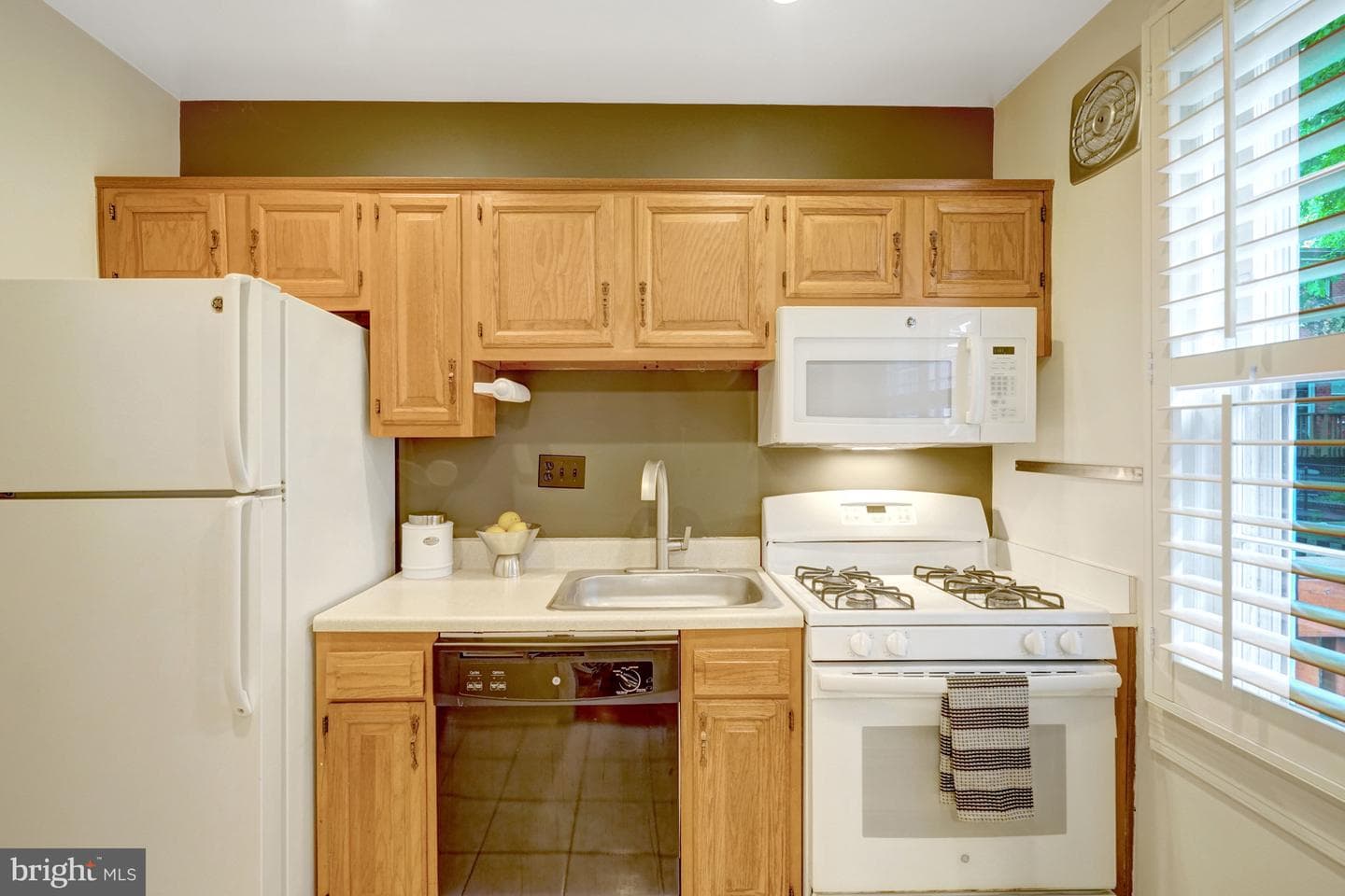 1030 S Barton Street #273 photo 8