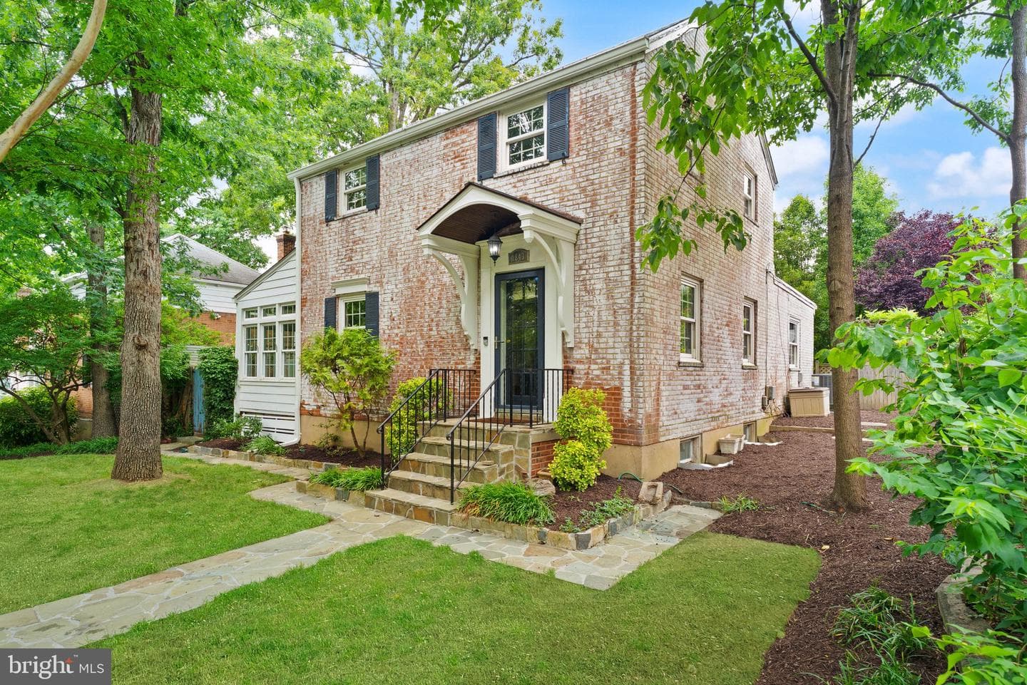 4843 Arlington Boulevard, Arlington