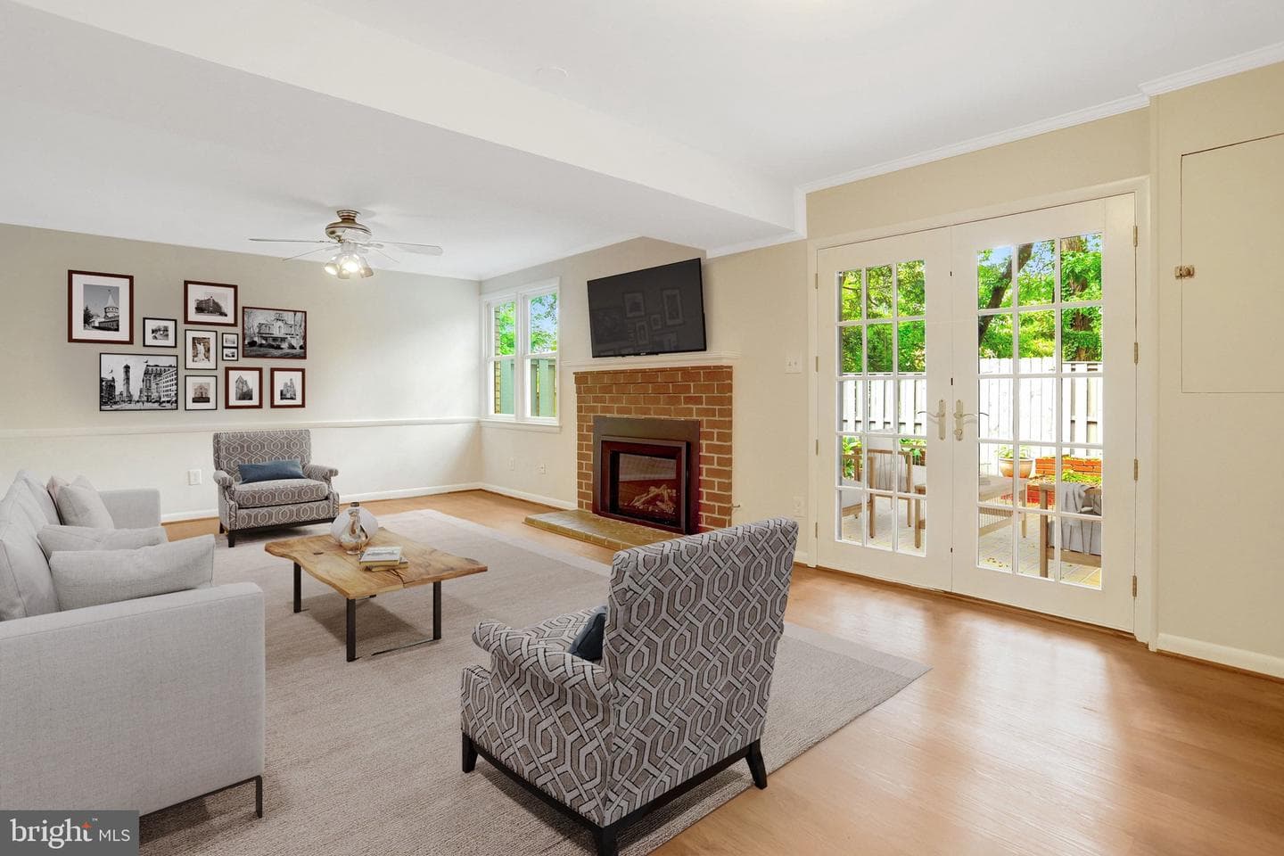 2130 Military Road, Arlington