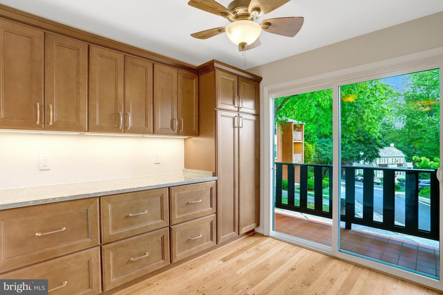 2130 Military Road photo 31