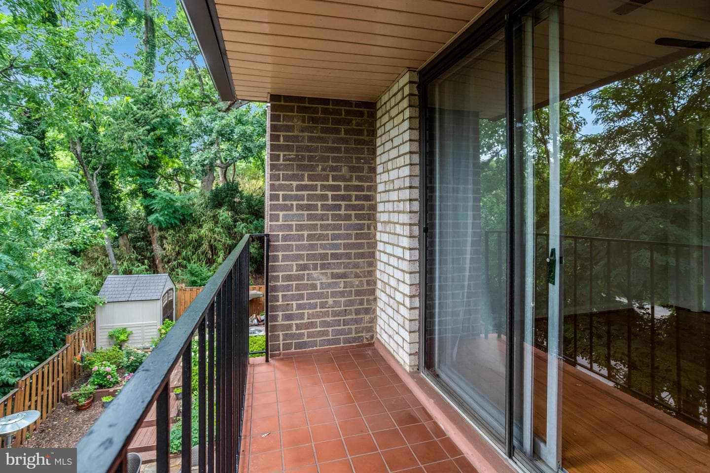 2130 Military Road photo 46
