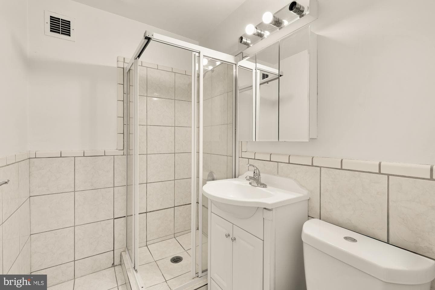 1021 Arlington Boulevard #446 photo 15