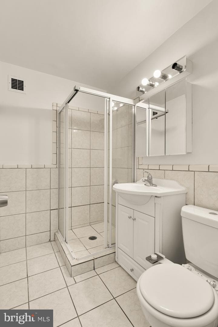 1021 Arlington Boulevard #446 photo 16
