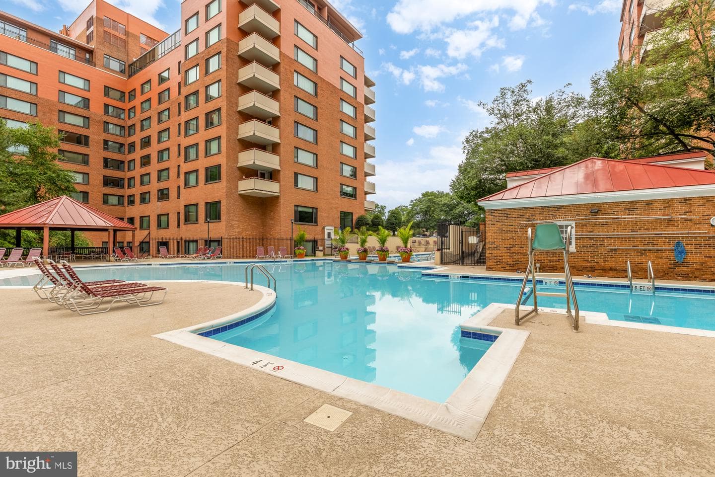 1021 Arlington Boulevard #446 photo 23
