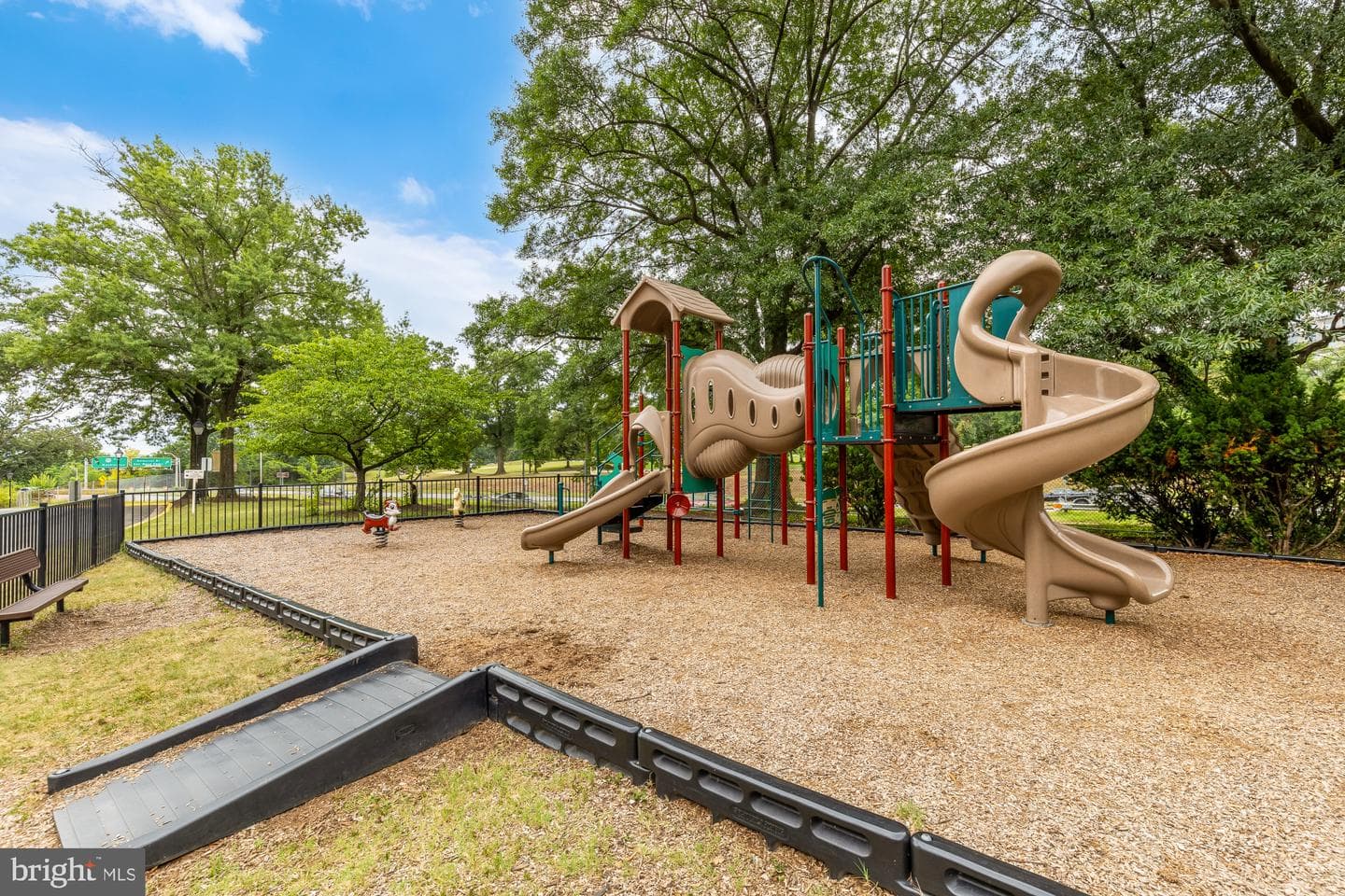 1021 Arlington Boulevard #446 photo 25