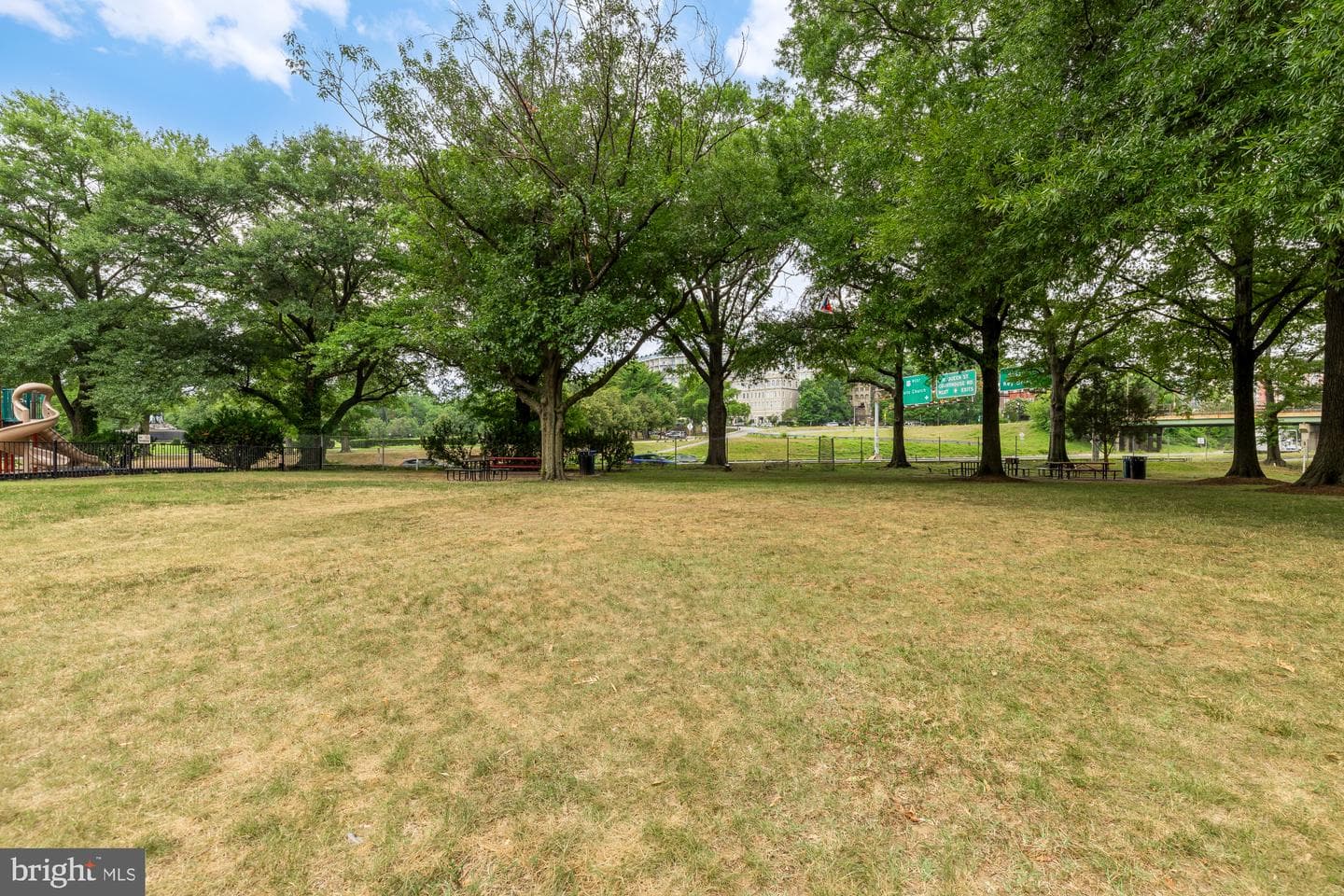 1021 Arlington Boulevard #446 photo 26