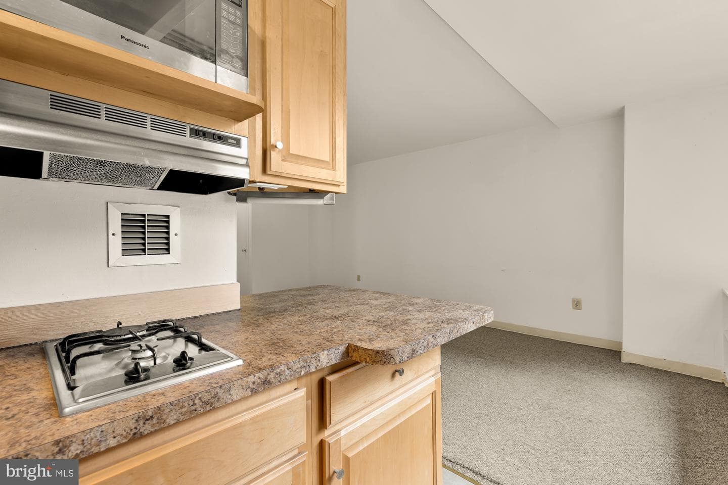 1021 Arlington Boulevard #446 photo 9