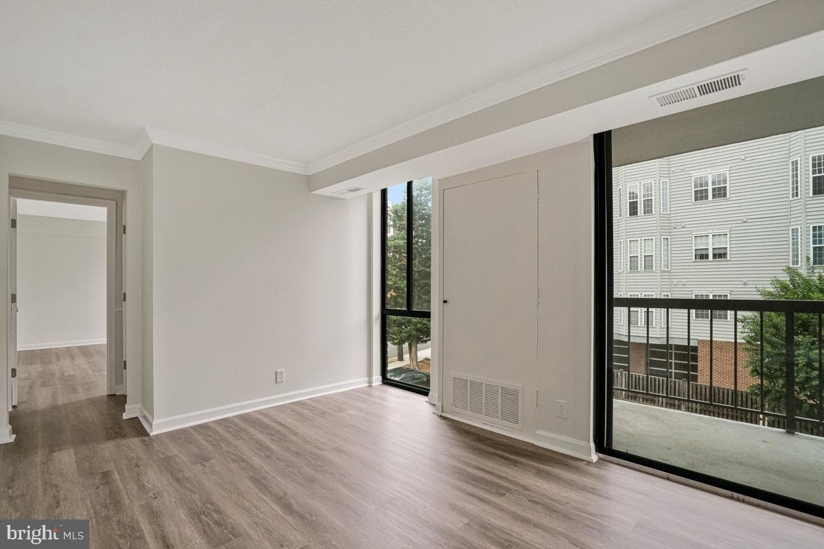 1401 N Rhodes Street #301 photo 21