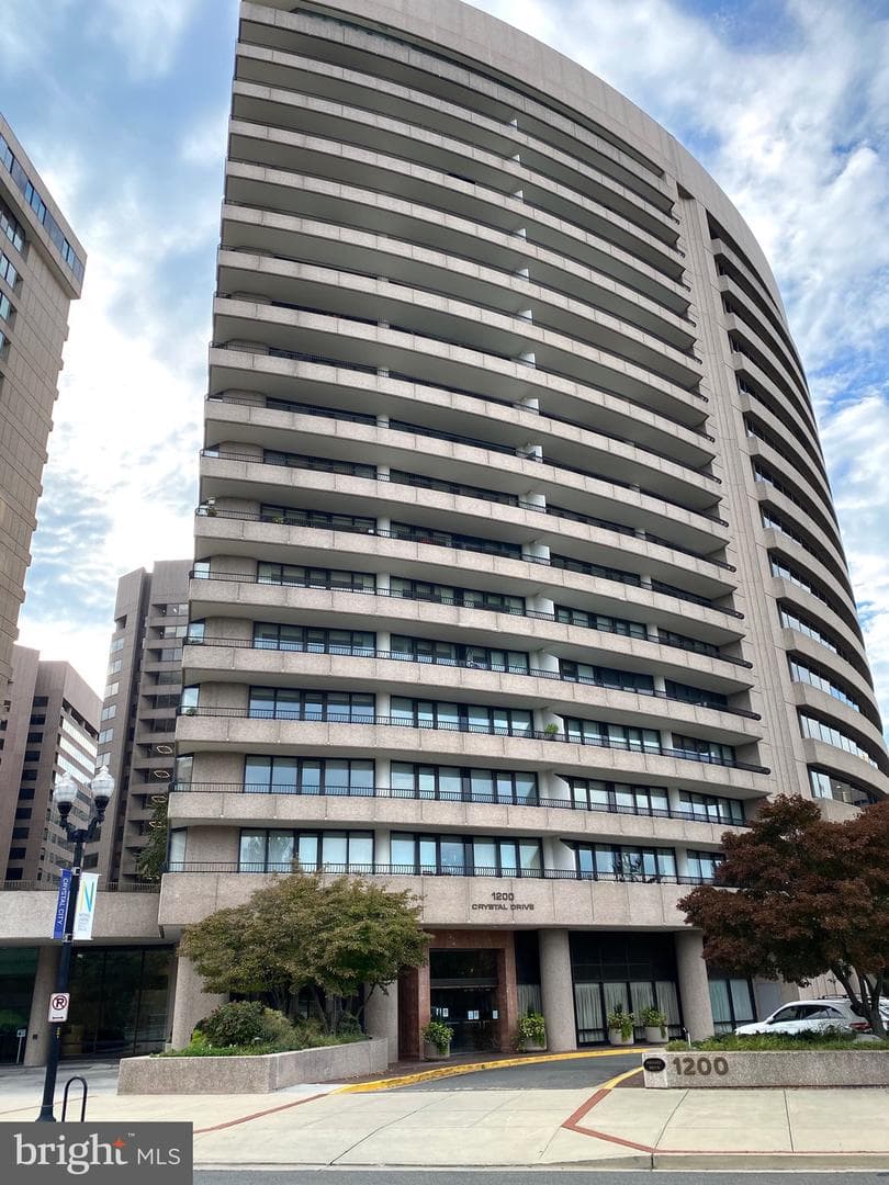 1200 Crystal Drive #214, Arlington