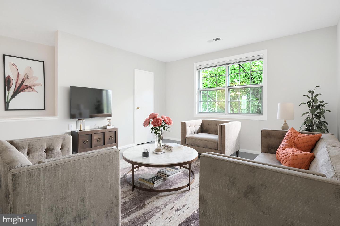 2511 S Walter Reed Drive #b photo 3