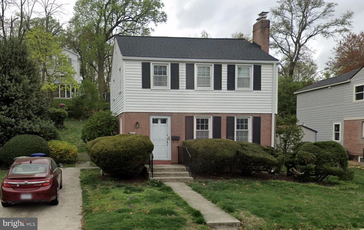 934 N Longfellow Street photo 1