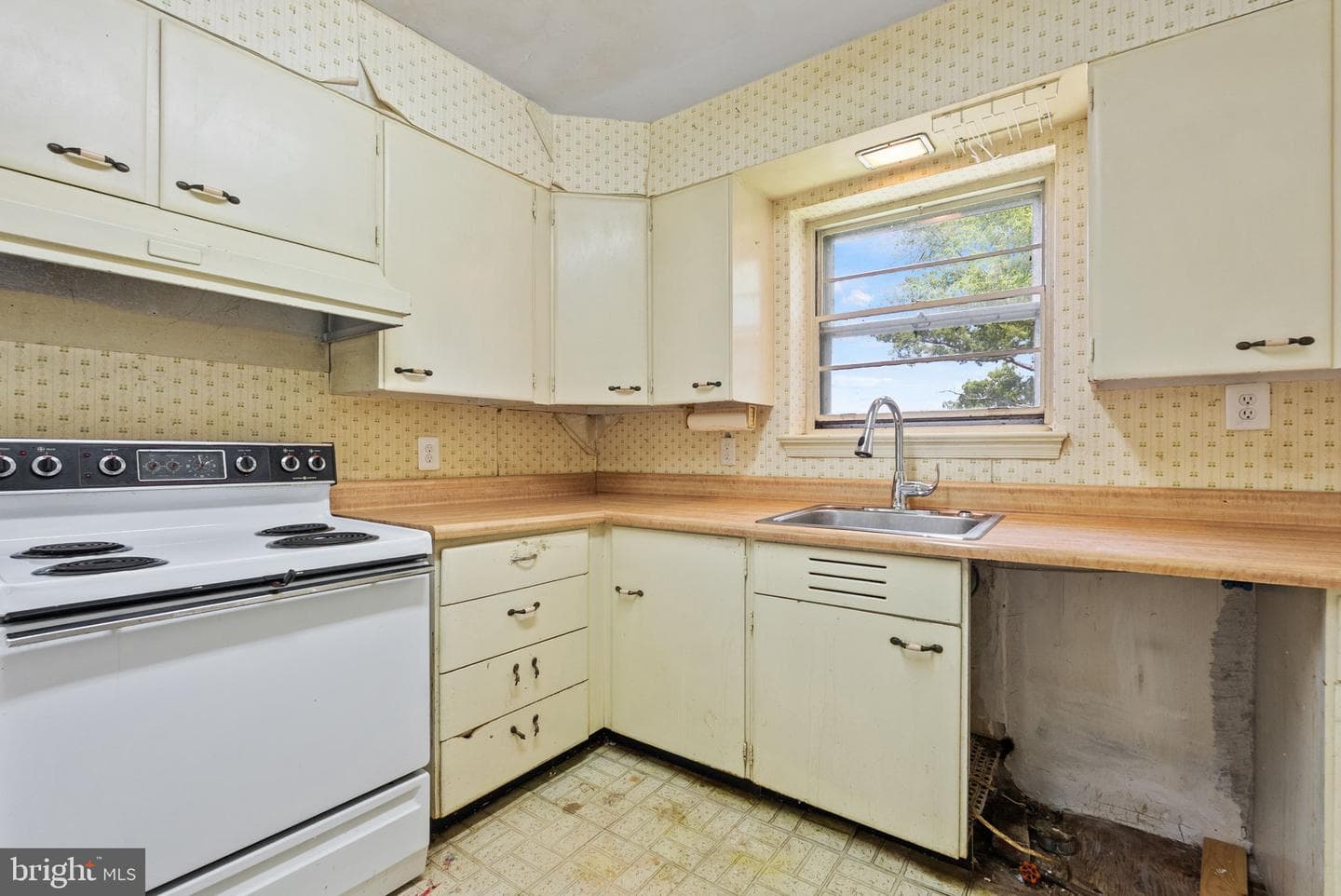 623 29th Street S photo 15