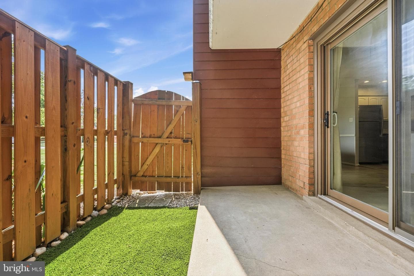 1502 S George Mason Drive #2 photo 23