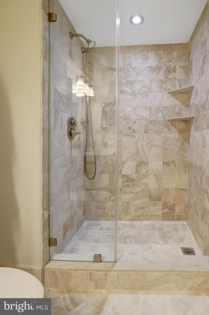 1001 N Randolph Street #302 photo 20