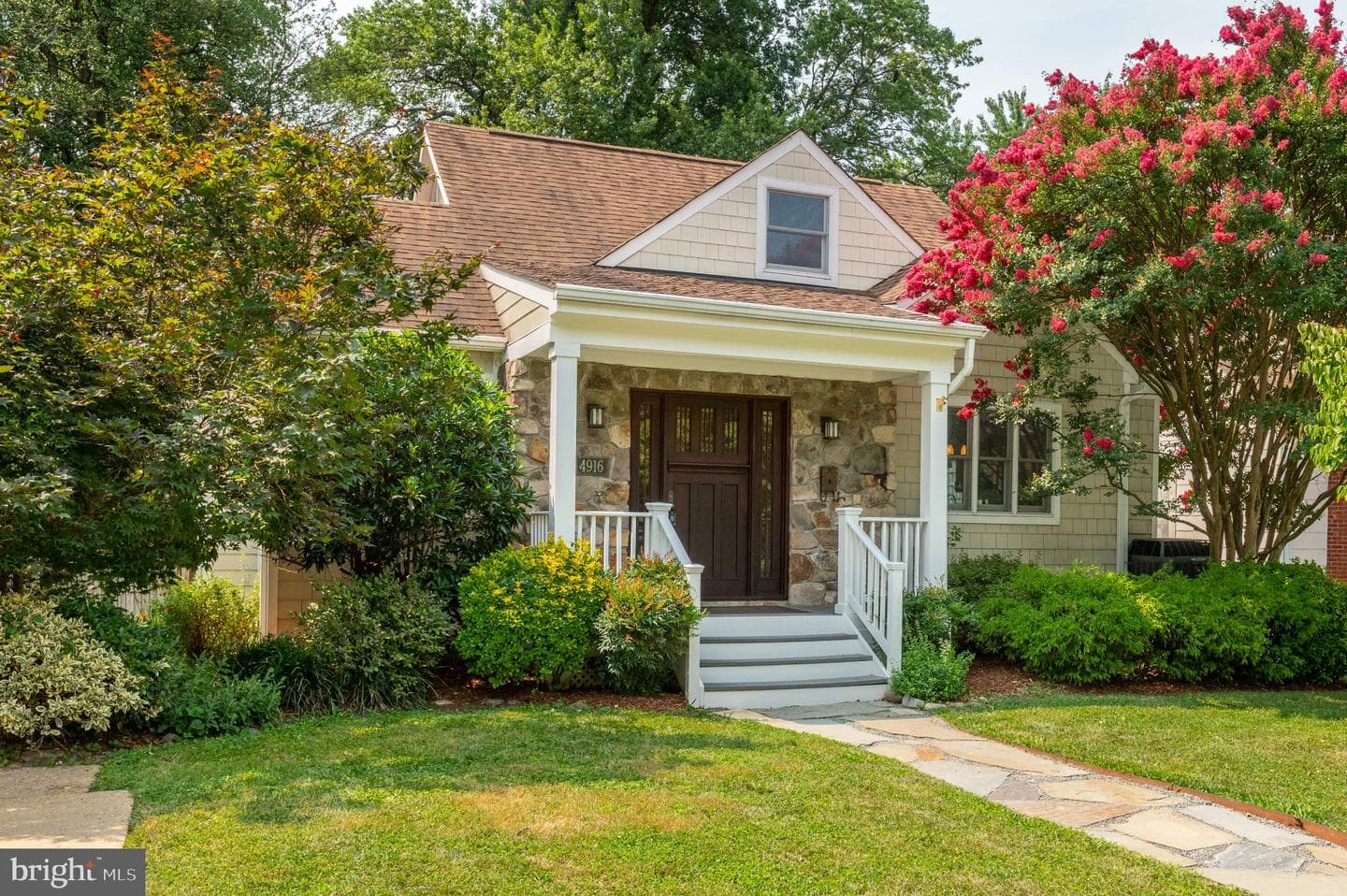 4916 17th Street N, Arlington