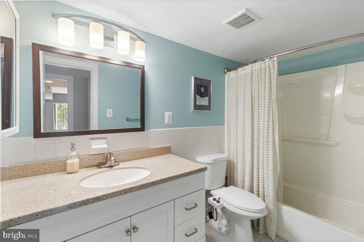 5051 7th Road S #202 photo 24