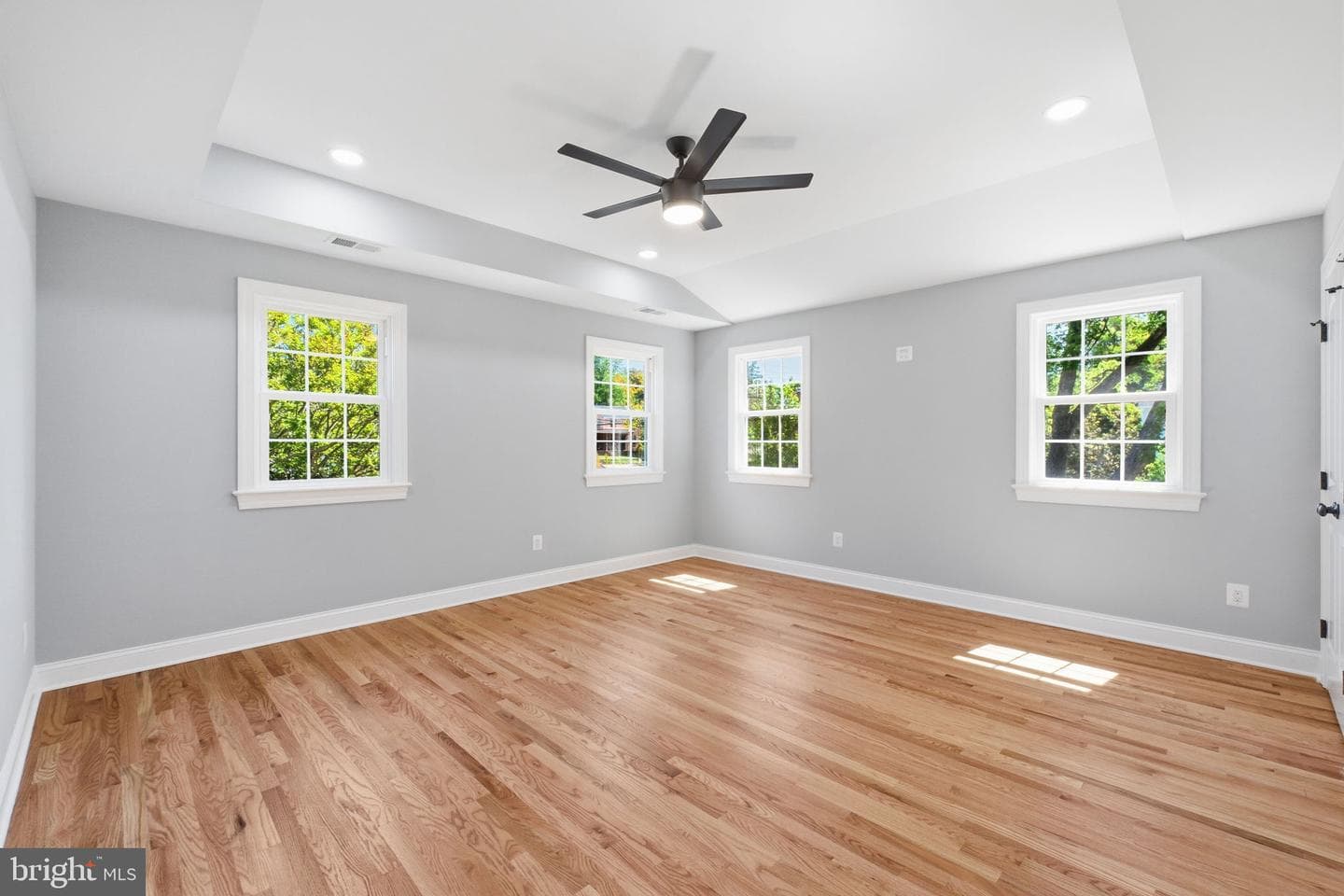 4963 34th Street N photo 19