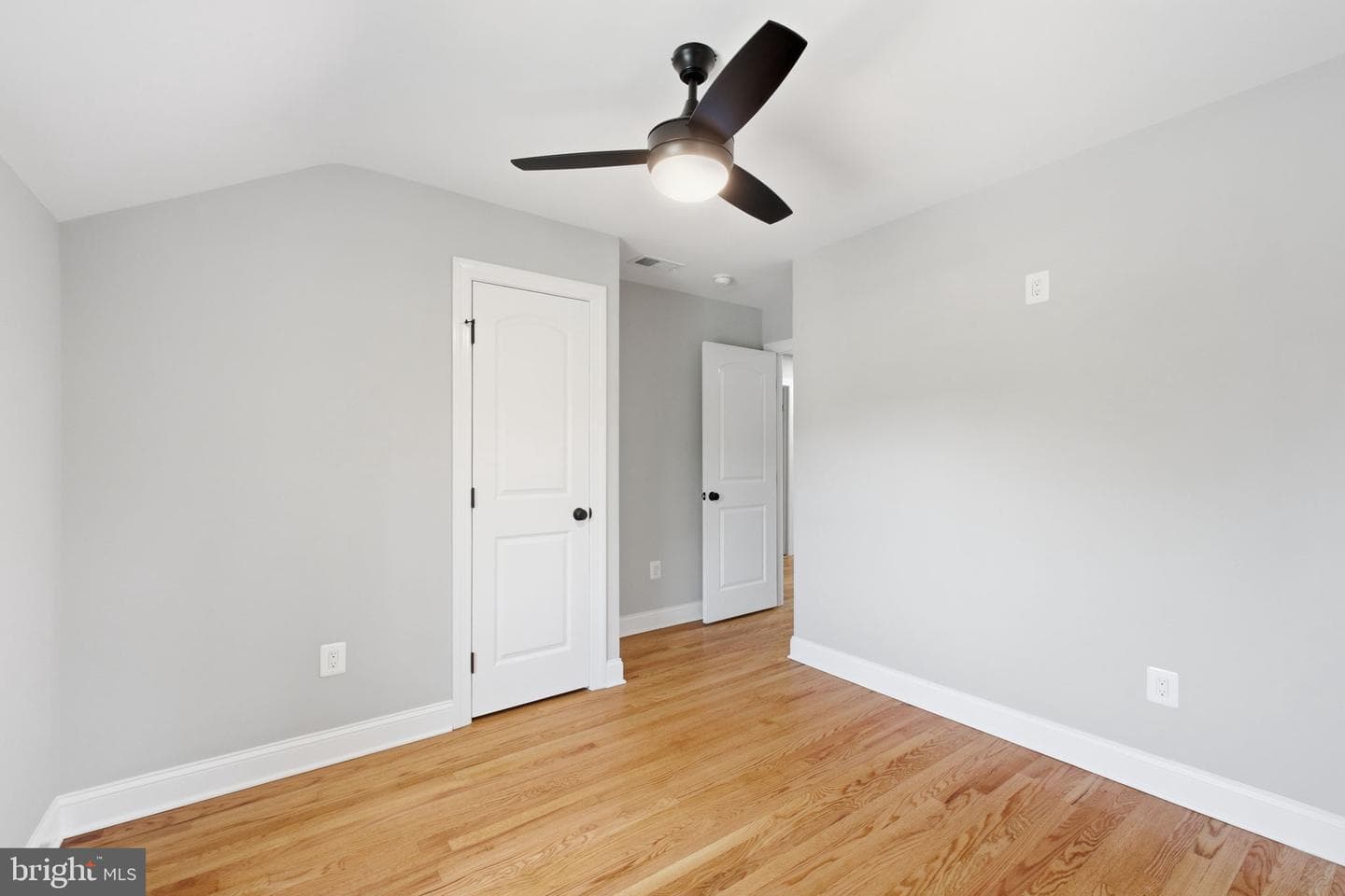 4963 34th Street N photo 29