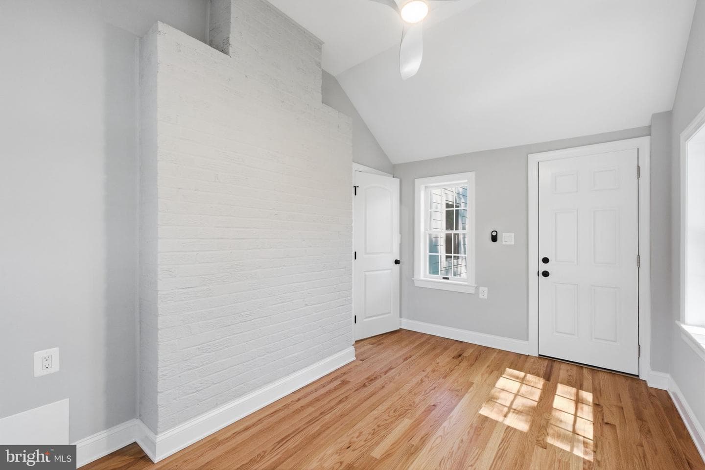 4963 34th Street N photo 3