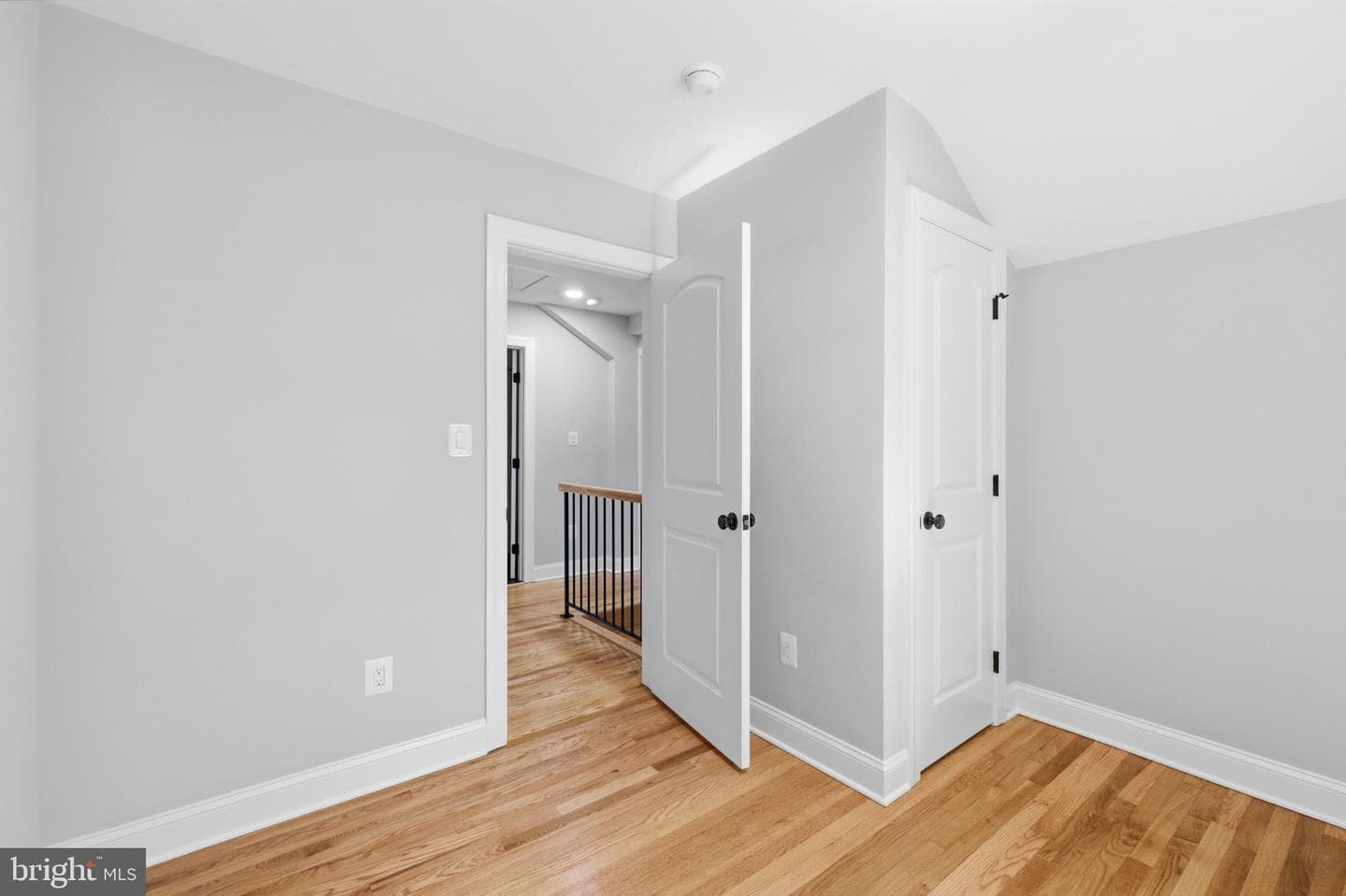 4963 34th Street N photo 32