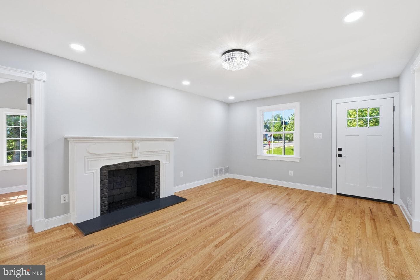 4963 34th Street N photo 4