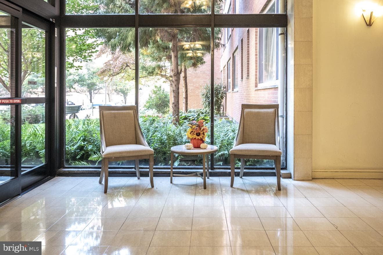 1121 Arlington Boulevard #206 photo 40