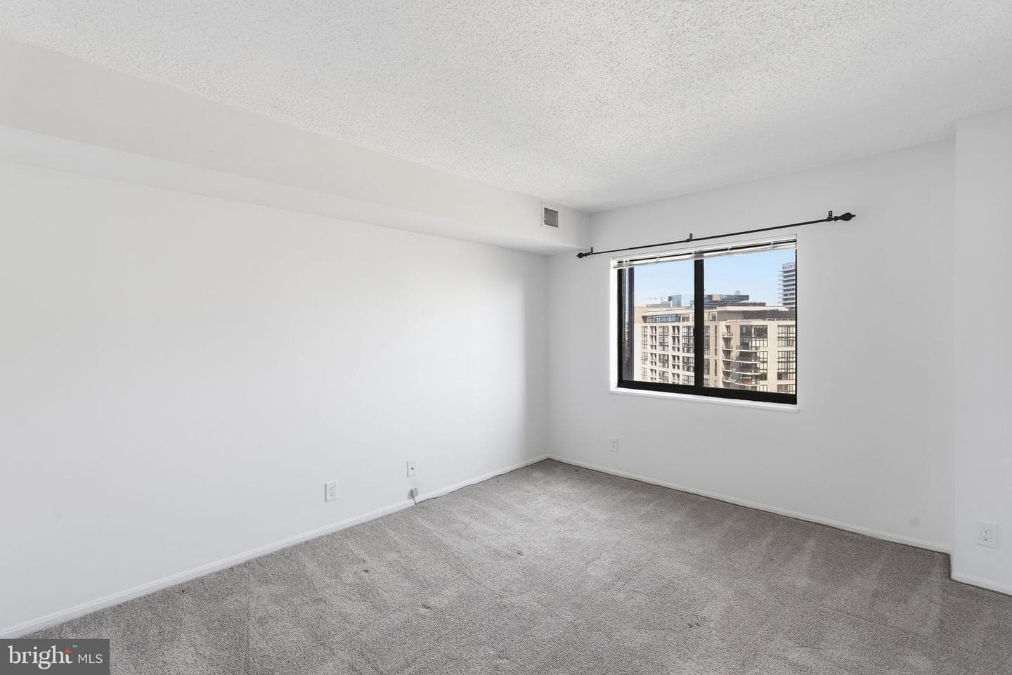 1600 N Oak Street #1604 photo 15
