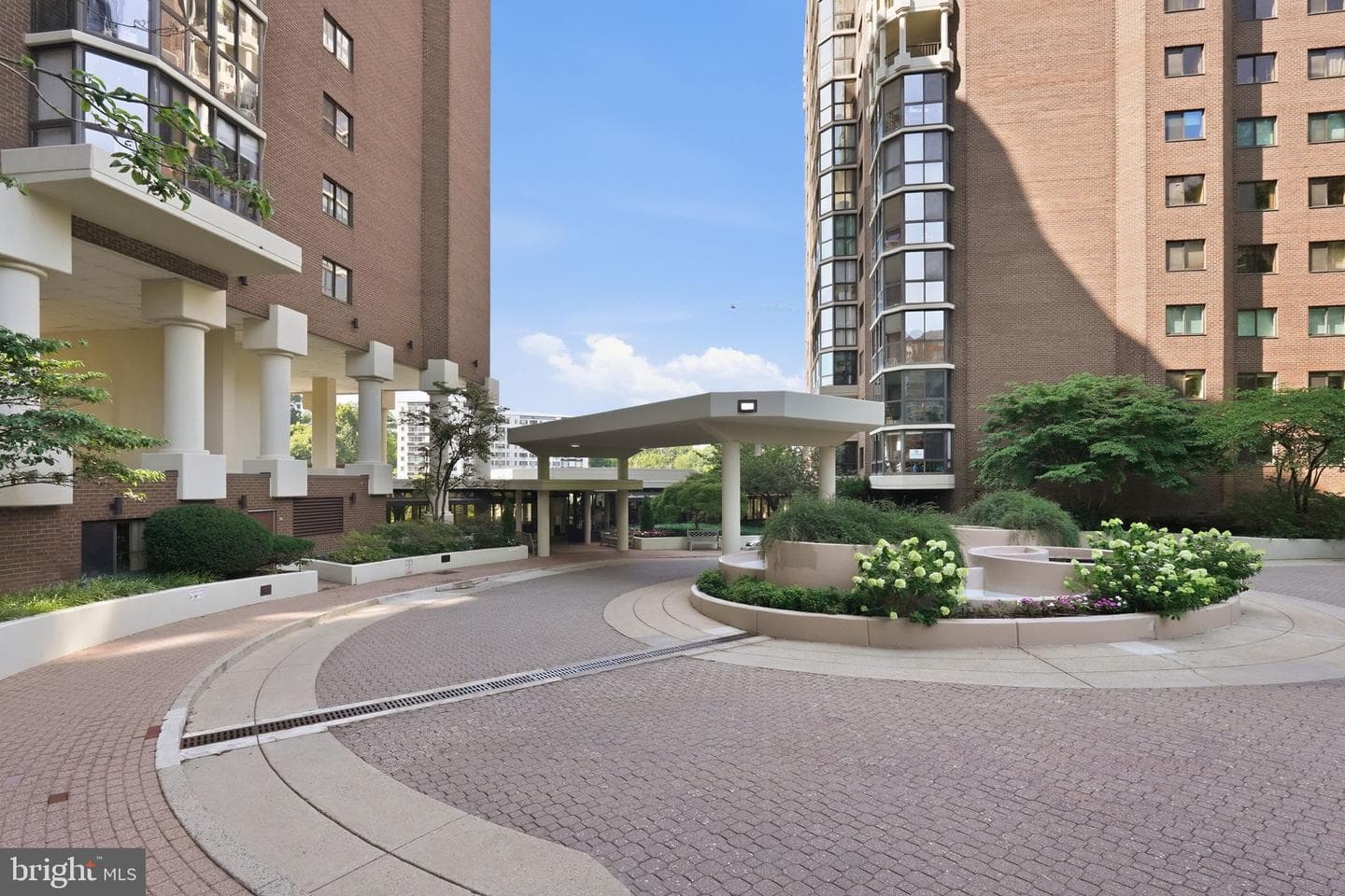1600 N Oak Street #1604 photo 29