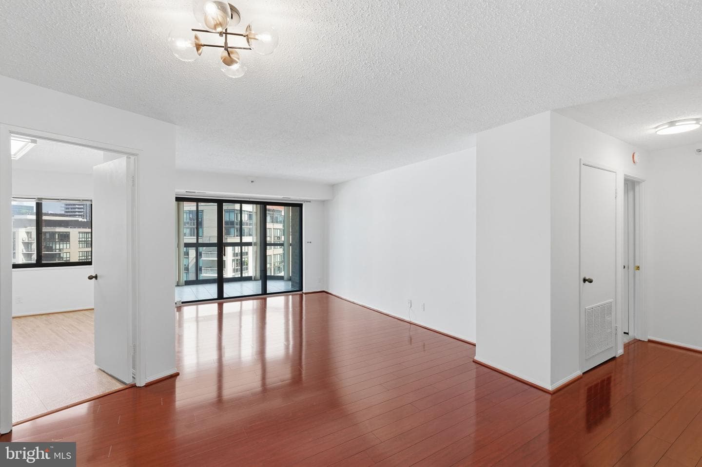 1600 N Oak Street #1604 photo 5