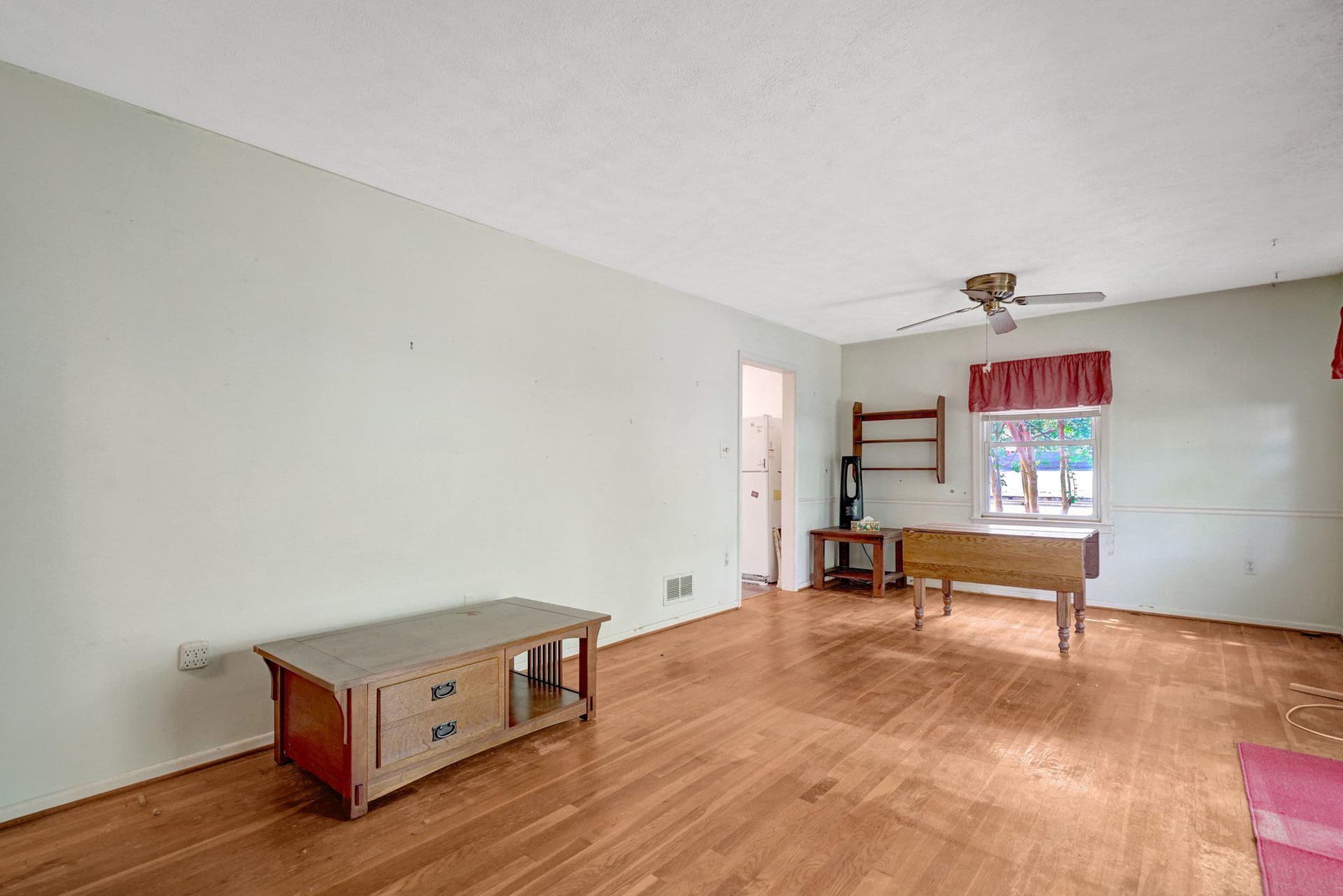 1208 S Frederick Street photo 16