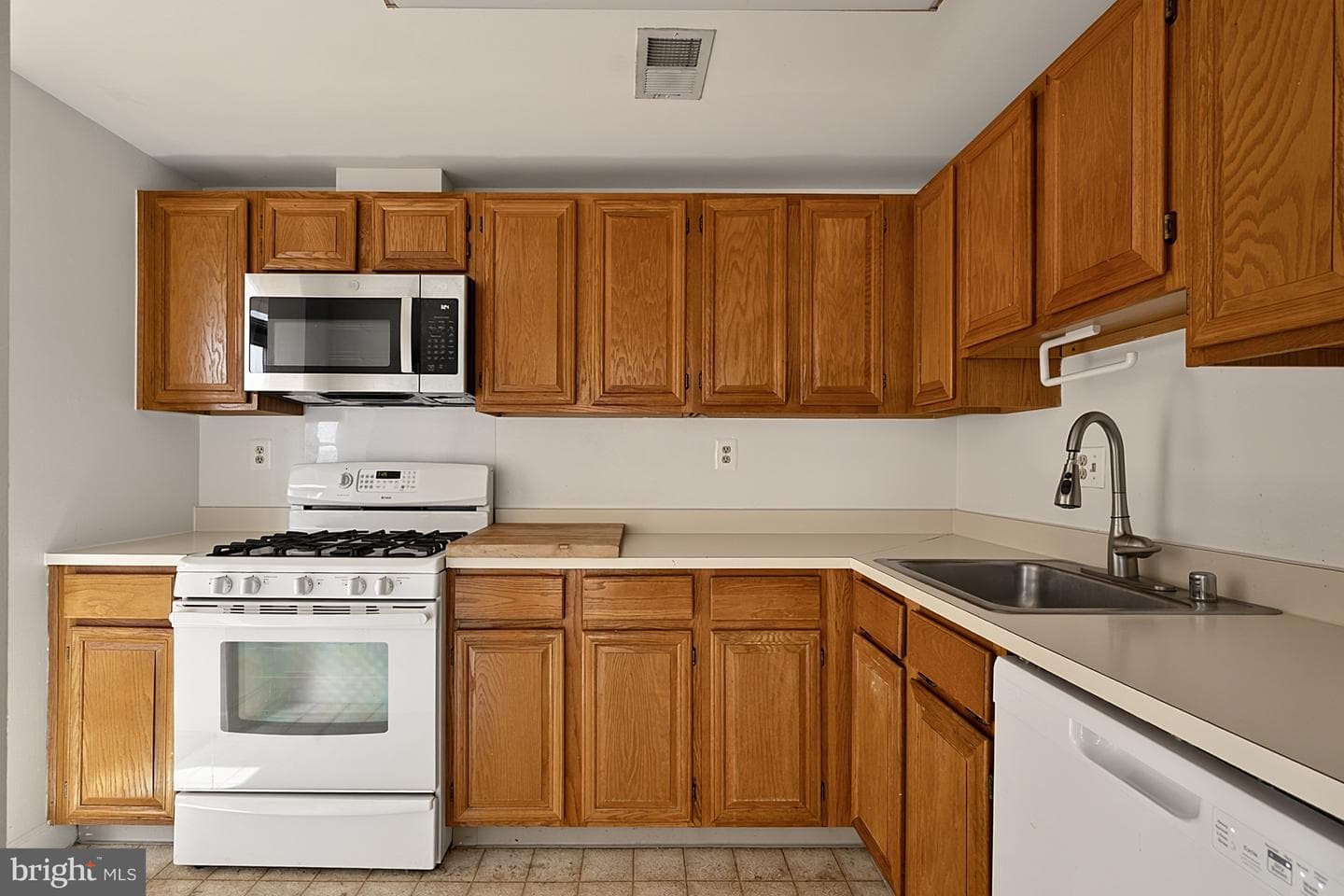 1021 Arlington Boulevard #1212 photo 17