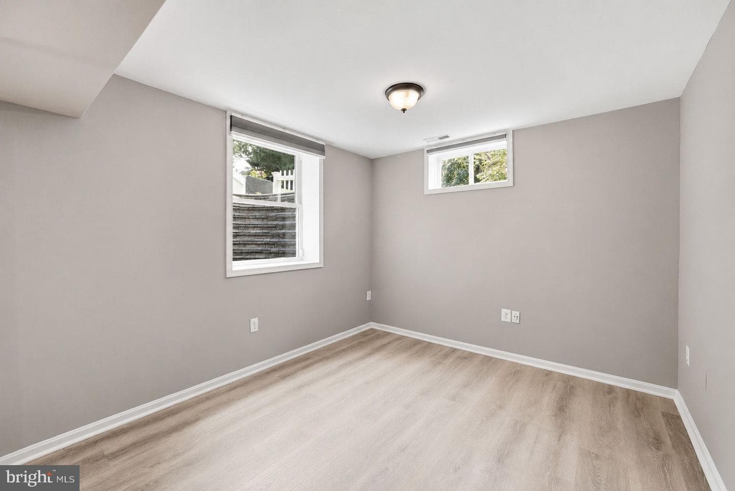 1625 S Taylor Street photo 43