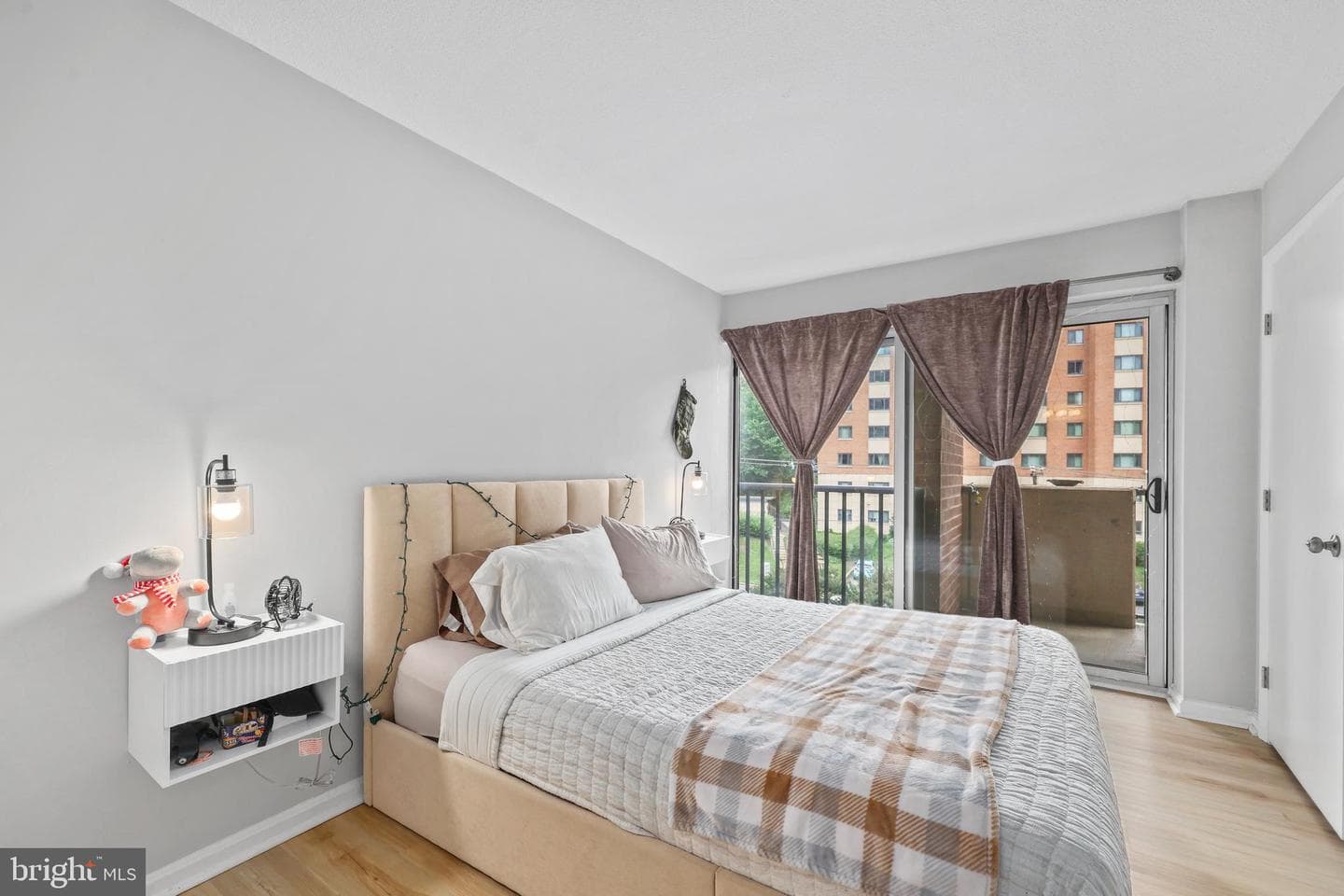 1300 Army Navy Drive #320 photo 11