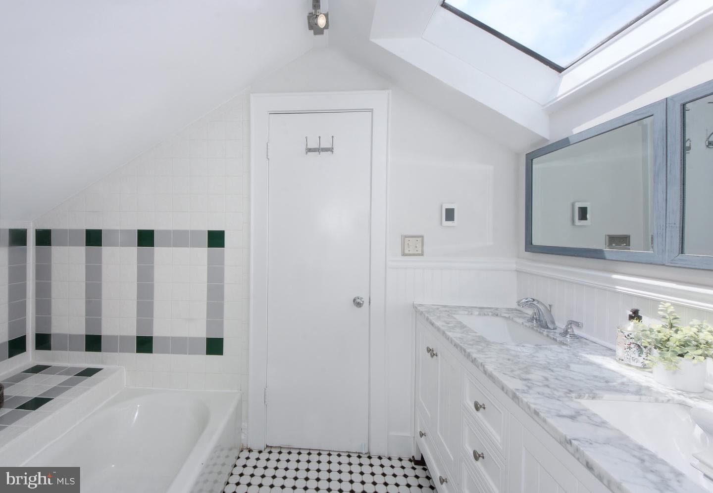 3527 6th Street S photo 22
