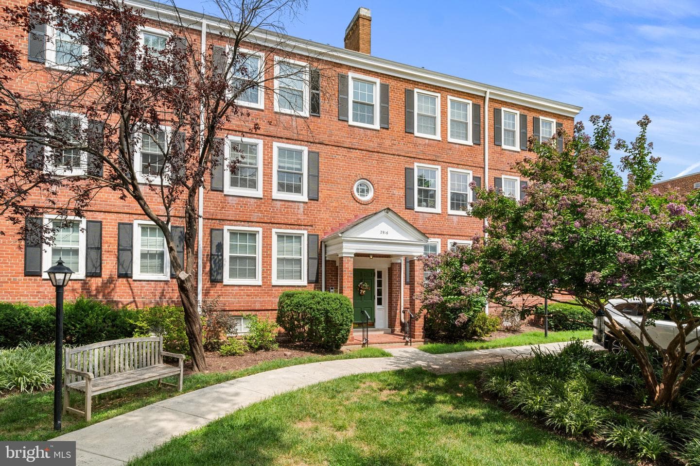 2916 S Buchanan Street #b1