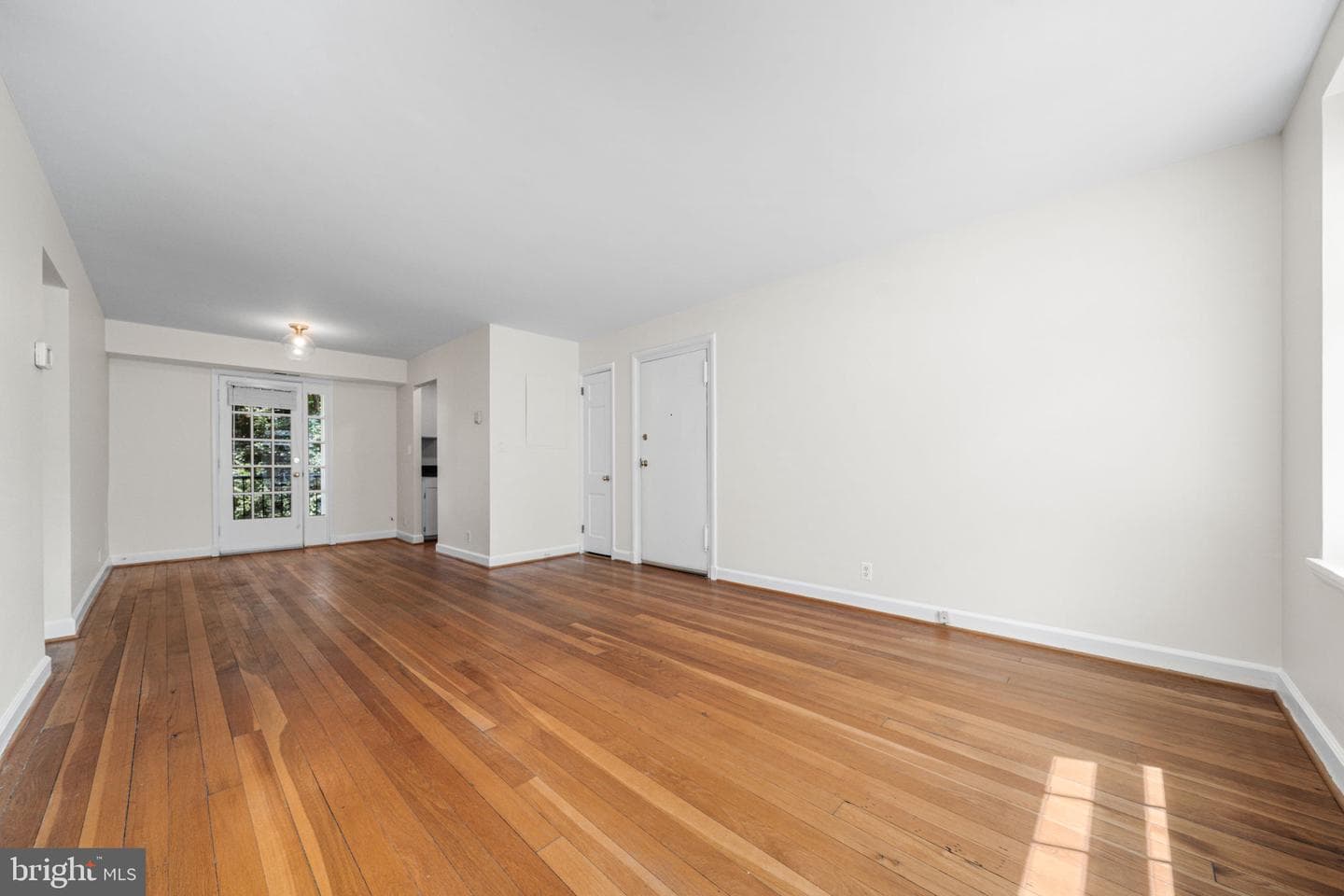 2916 S Buchanan Street #b1 photo 2