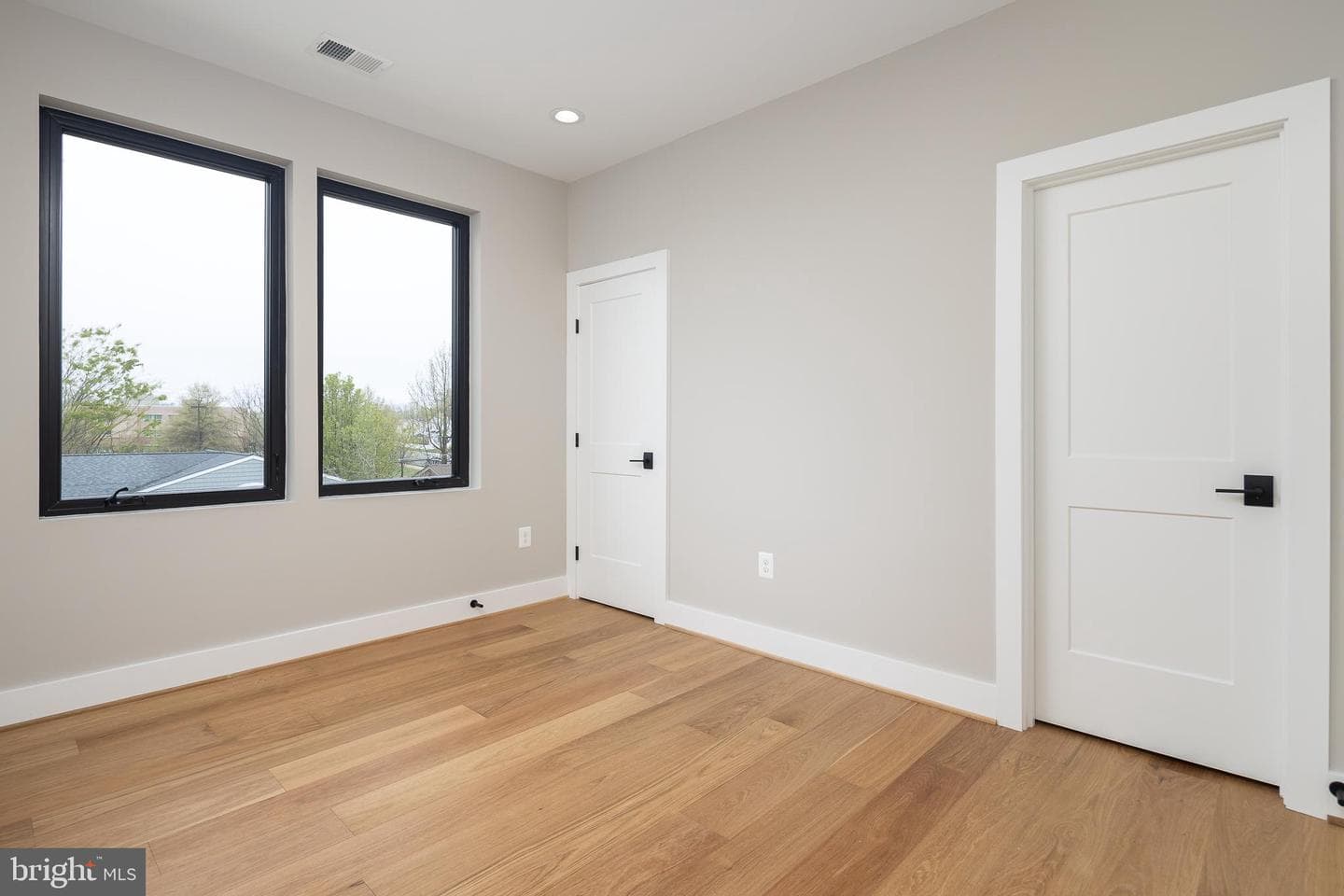 5906 3rd Street S photo 31