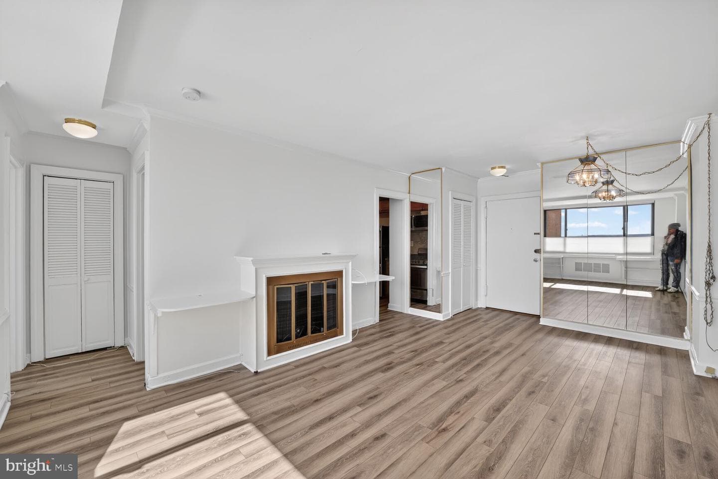 1011 Arlington Boulevard #441 photo 4