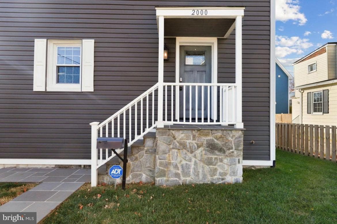 2000 S Langley Street photo 23