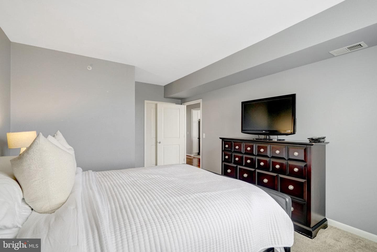 851 N Glebe Road #1911 photo 13