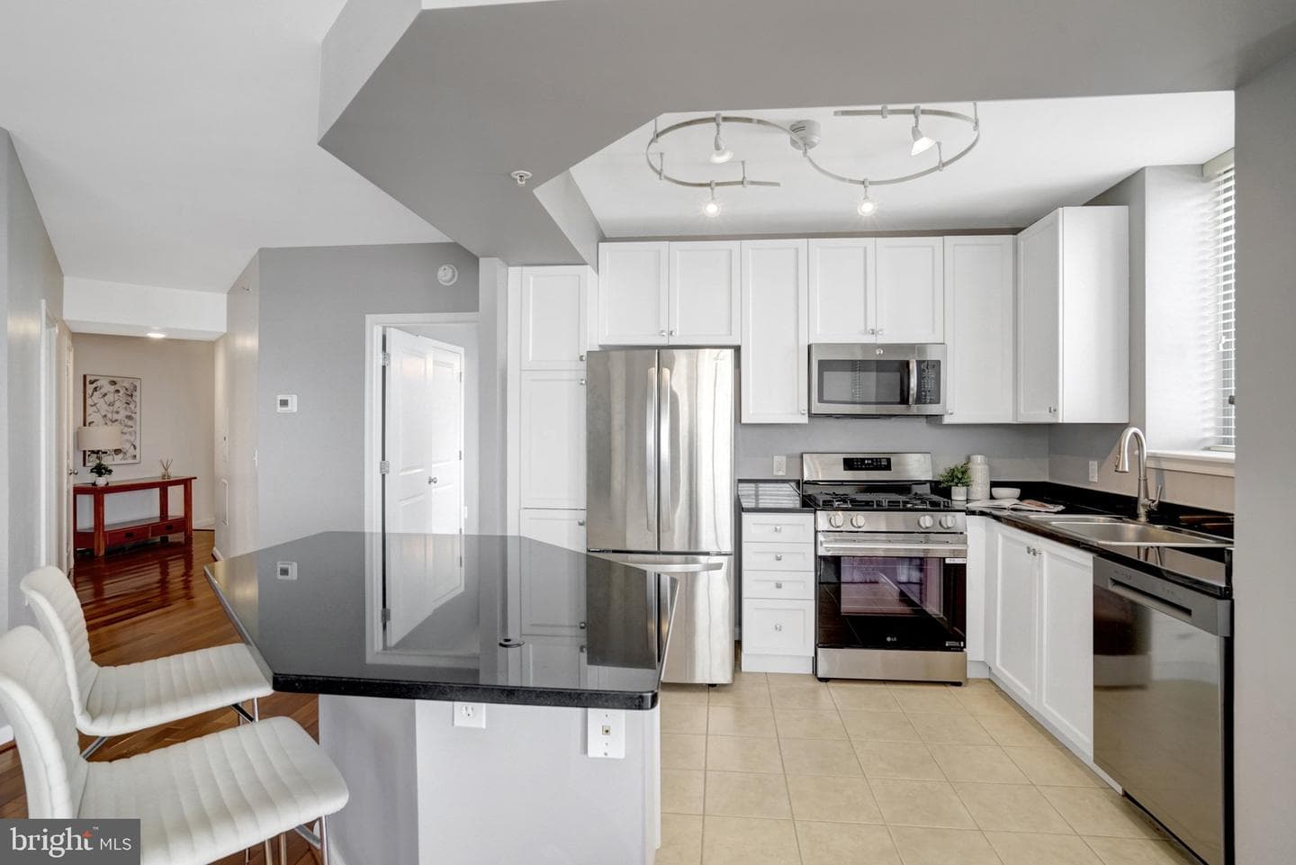 851 N Glebe Road #1911 photo 6