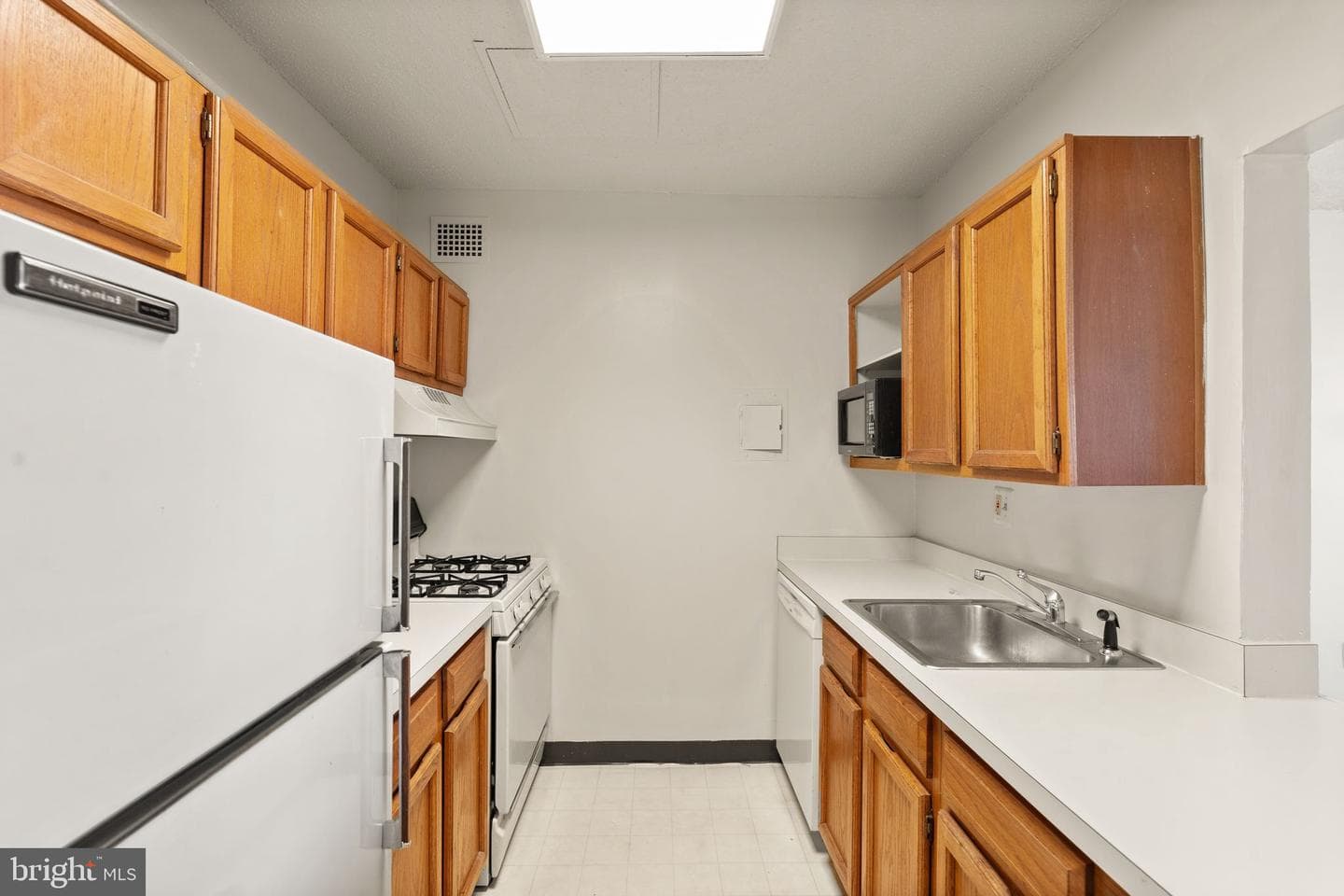 4141 N Henderson Road #1215 photo 28