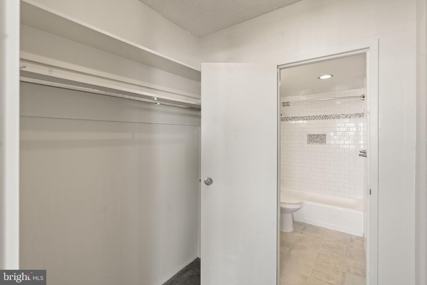 4141 N Henderson Road #1215 photo 36
